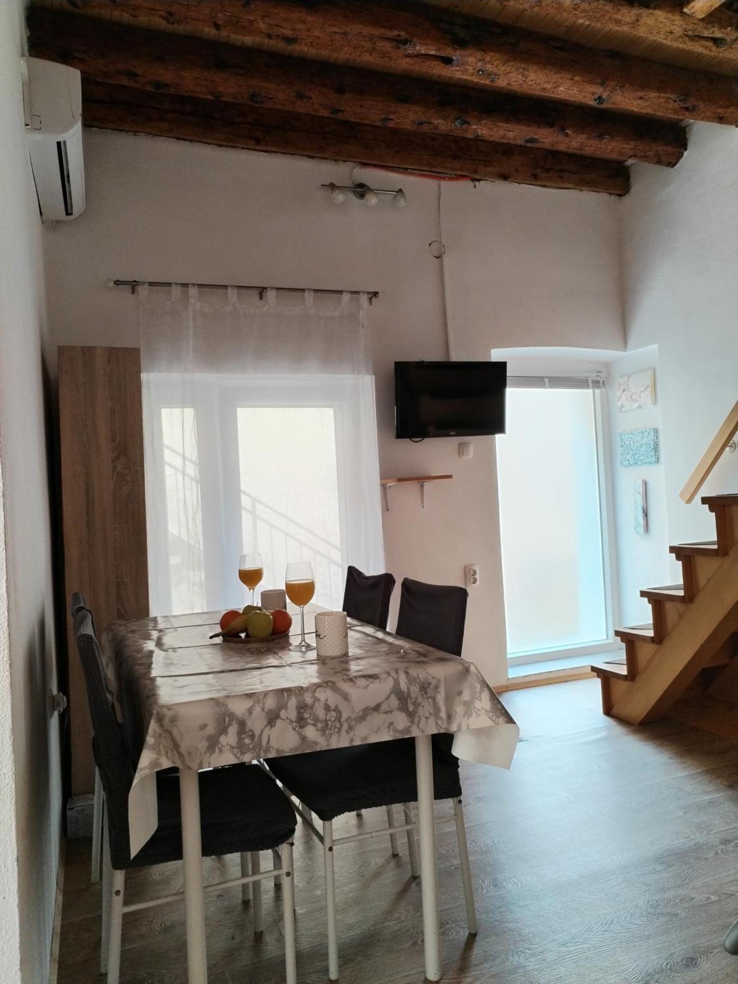 Ema Apartment เปอร์วิช เชปูริเน ภายนอก รูปภาพ